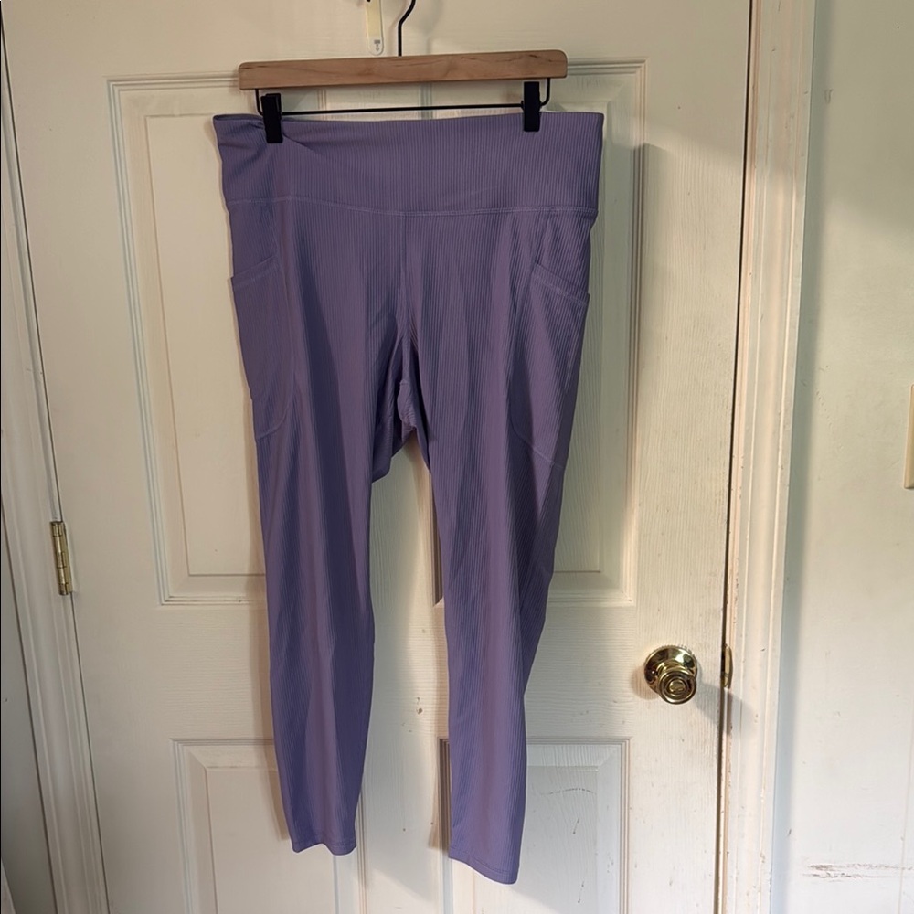 Lavender High-Waisted Leggings